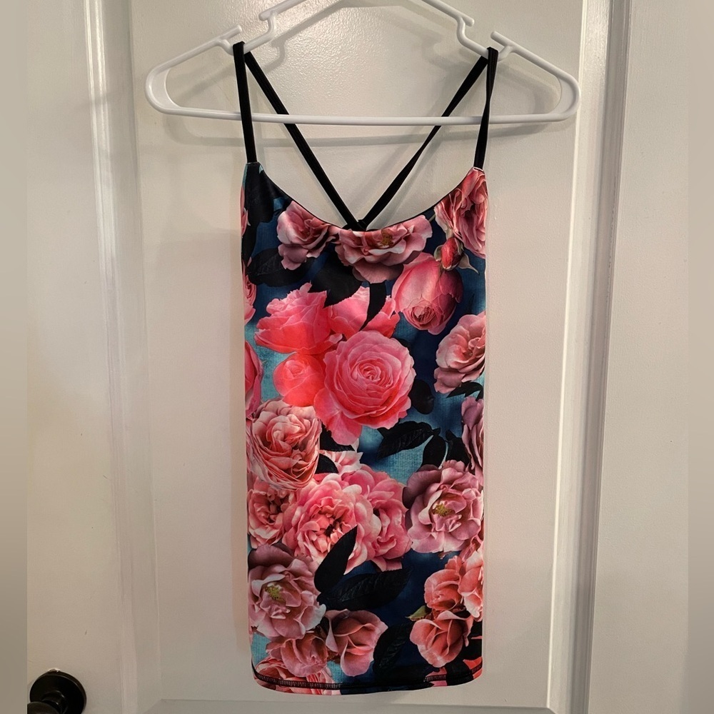 Lululemon Dancing Warrior Tank Secret Garden Black